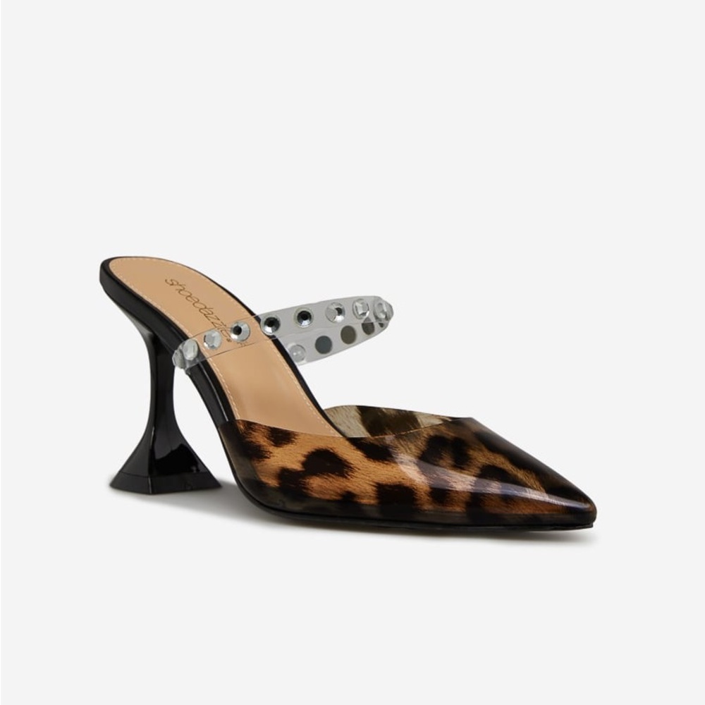 Pointed Toe Slip-On Sandal Pumps in Black & Leopard Animal Print